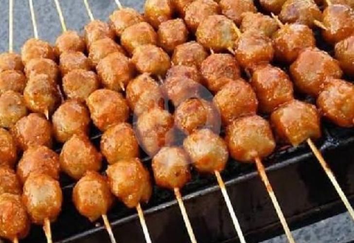 Bakso Bakar HuhHah: Rasa yang Bikin Lidah Bergoyang Setiap Malam